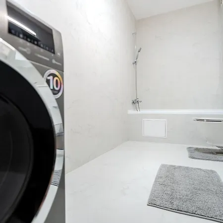 The Quiet Nest Blvd 47b1 - Urban With Parking In Pipera Апартаменти *
