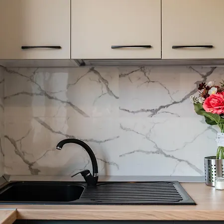 The Quiet Nest Blvd 47b1 - Urban With Parking In Pipera *